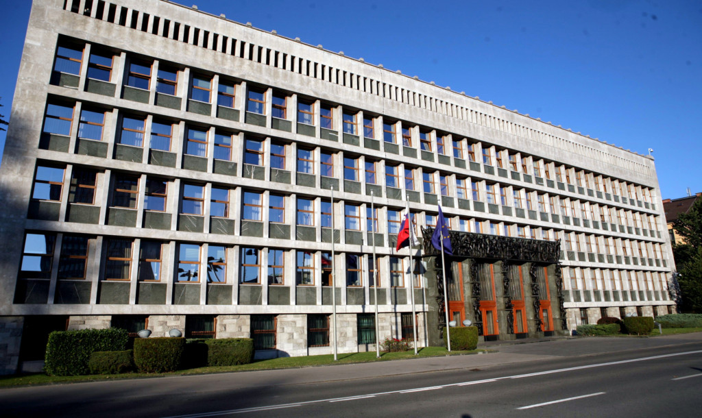parlamento-lubiana-3