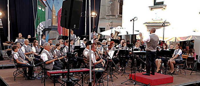 banda 1a