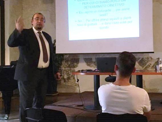 Un momento della lezione e1498656547284