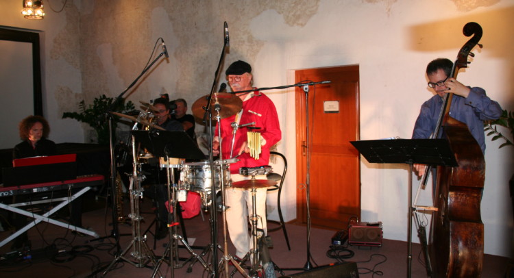 Tulio Band 2