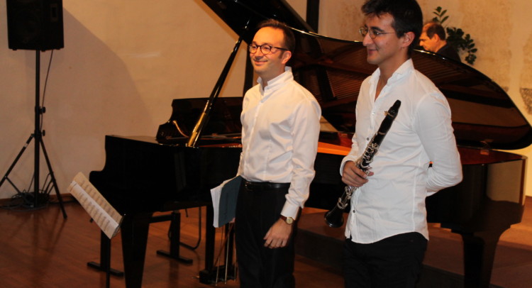 I due concertisti si presentano al pubblico