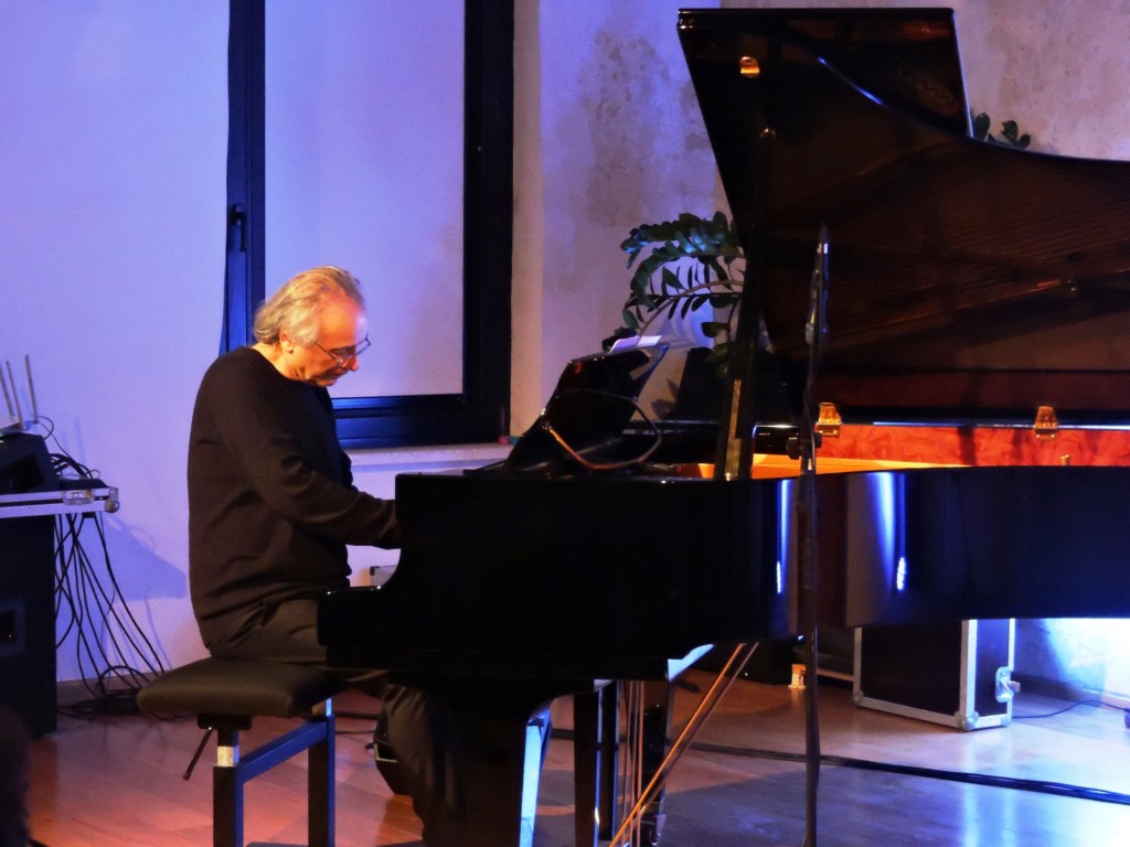 Alessandro Nidi al pianoforte