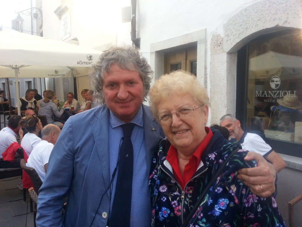 Amina Dudine e il sindaco Pezzanesi