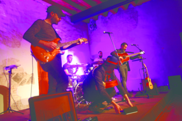 Ethnoinsula: Giulio Wilson ed il Futuro Remoto della musica 3 giuliowilsoninconcerto