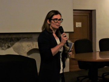 agnesebabicintroducelaserata