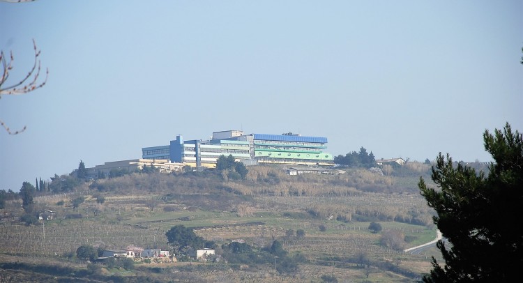 Veduta da Isola cantiere