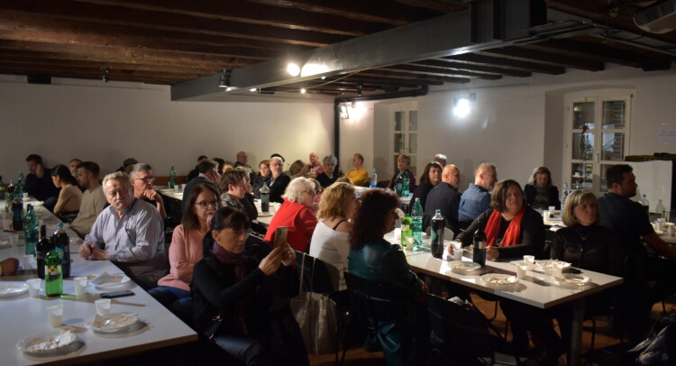 Serata conviviale Presenti