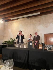 LE FUTURE STELLE DEL VINO A ISOLA 3 vino