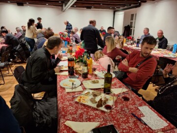 INAUGURATO IL PRESEPE DI PALAZZO MANZIOLI, SERATA CONVIVIALE PER LA DANTE 7 PRESEPE 5